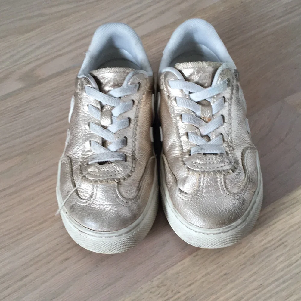 Veja sneakers